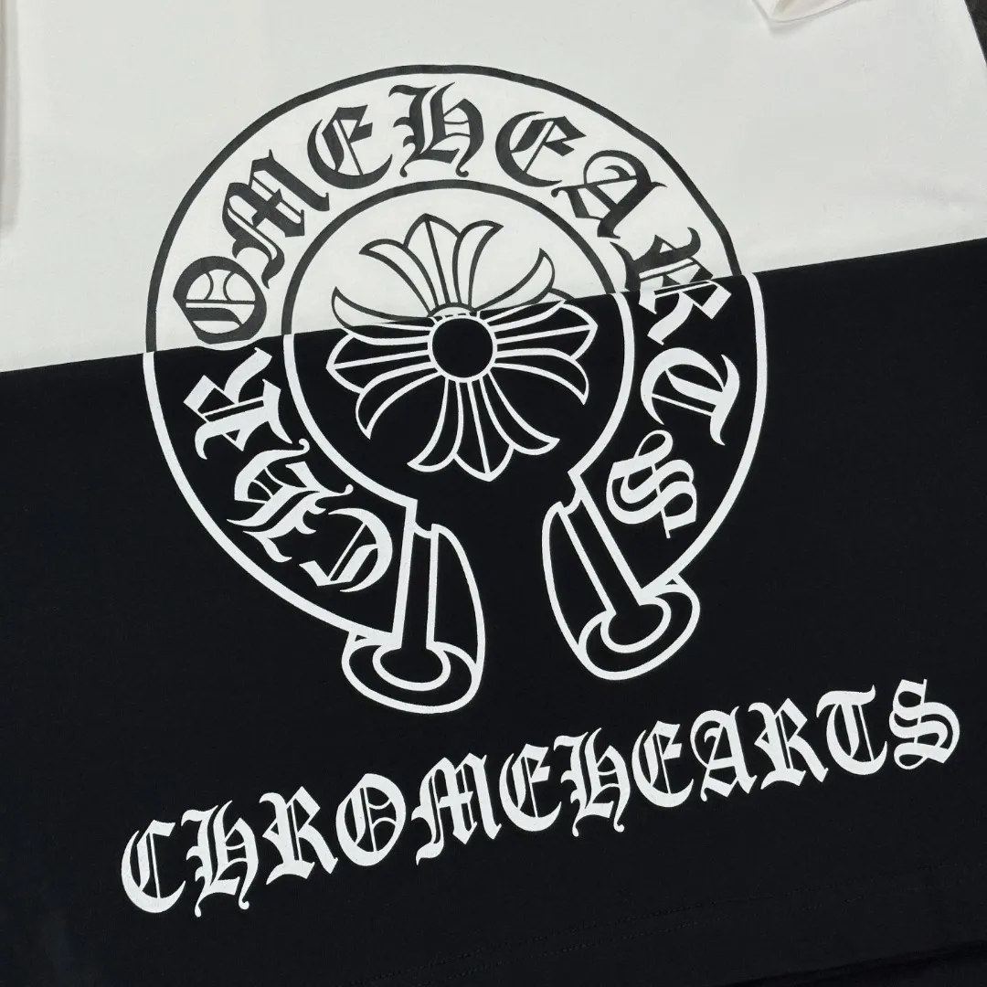 P170 Chrome Hearts Chrome Hearts 25 high version. The fabric is made of 300 grams of high-density pure cotton. It does not deform or shrink. It has three labels. It is the same style for men and women. Technology: suede foam printing. Color: white, black. SIZE: S-XL.